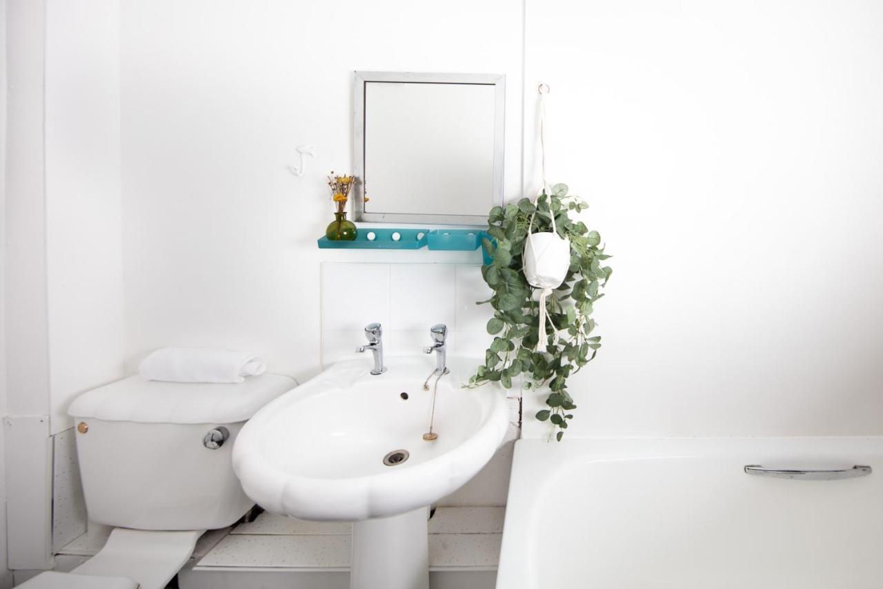 Fab Arthur Seat Views, Old Town Apartment Edinburg Exteriör bild